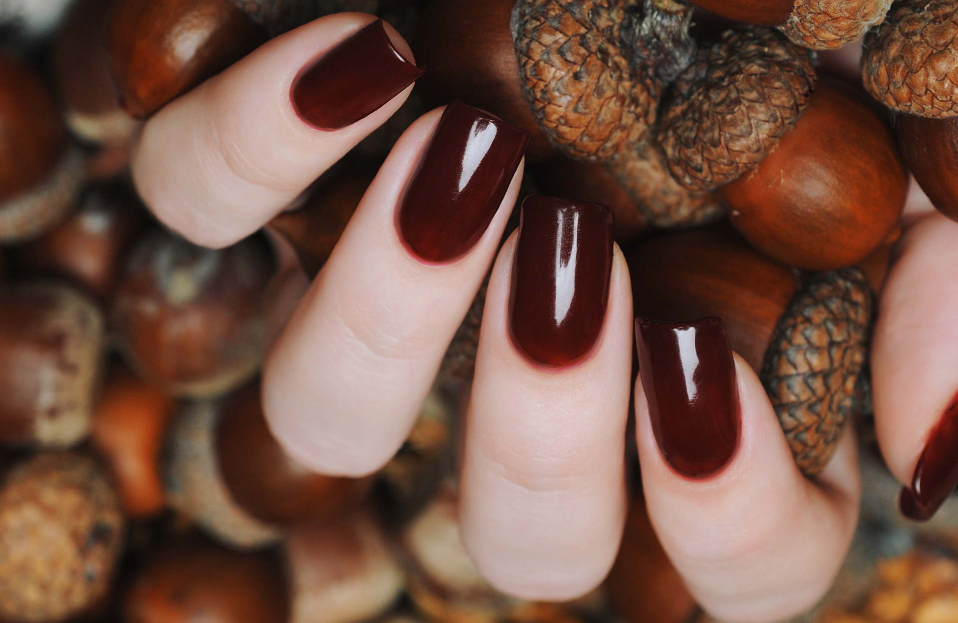 The Best Nude Nail Colors To Try For Winter - VIVA GLAM MAGAZINE™