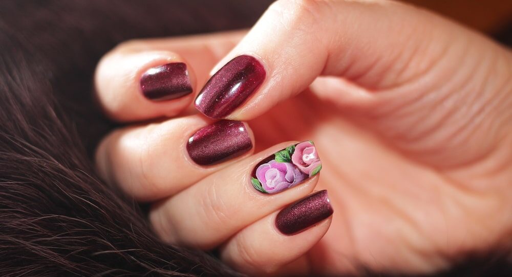 Nails with a rose design
